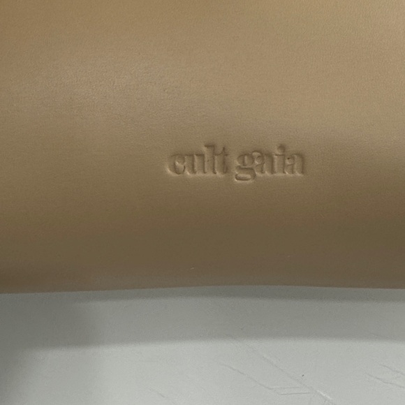 Cult Gaia tan Una clutch with Gold beaded handle - BRAND NEW WITH DUST BAG - Picture 4 of 13